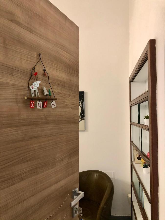 Le Ginestre In Centro Bed & Breakfast Salerno Luaran gambar