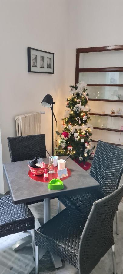 Le Ginestre In Centro Bed & Breakfast Salerno Bilik gambar