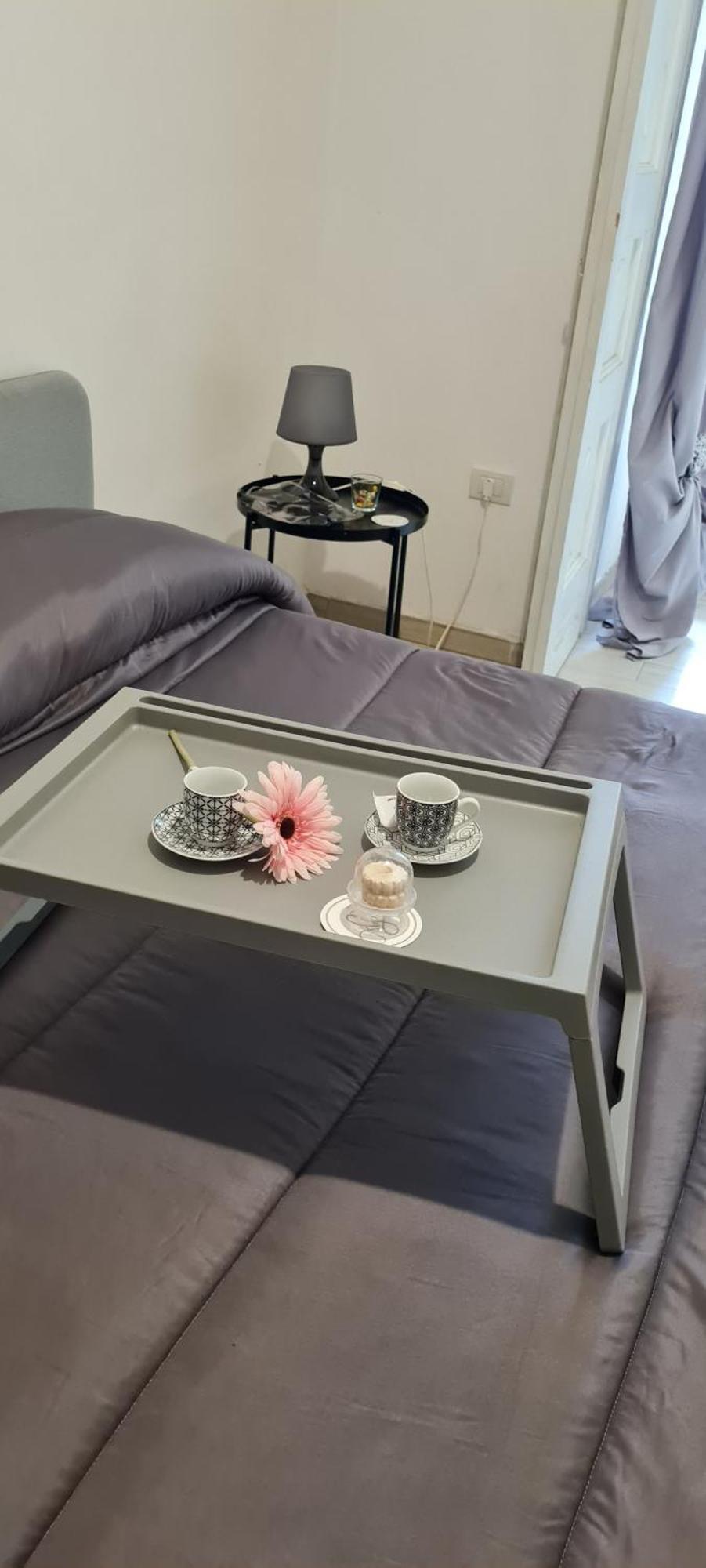 Le Ginestre In Centro Bed & Breakfast Salerno Bilik gambar